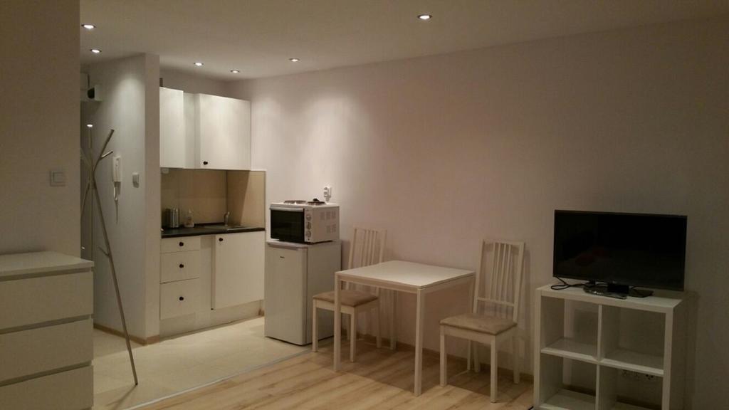Goodnight Warsaw Apartments - Plac Grzybowski 2 Номер фото